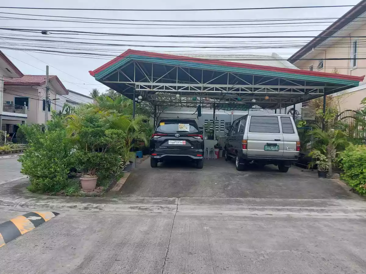 HOUSE &LOT FOR SALE!!