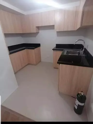 Solinea condo tower 3  for sale 9M bare unit - photo 3