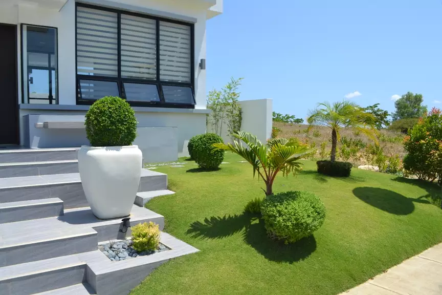 Beautiful Seaside Amara House and Lot - photo 6