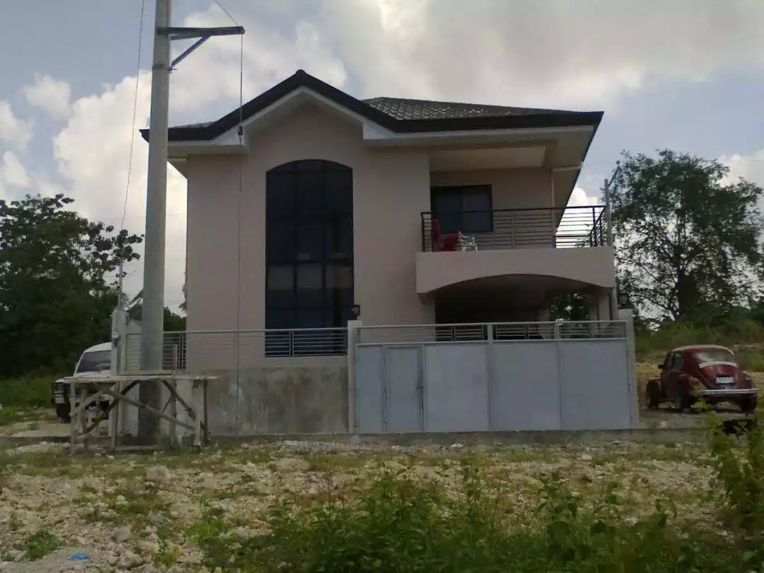 Single Detached House and Lot for sale in Minglanilla, Cebu — House and Lot in Minglanilla, Cebu, Philippines — Photo 7