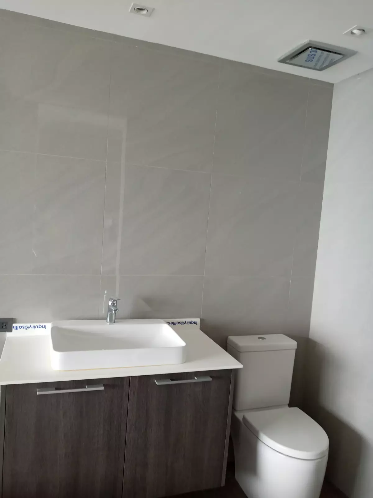 For Sale Studio Unit in The Reef Mactan Residences Beach front Condominium — Studio in Lapu-Lapu City, Philippines — Photo 3