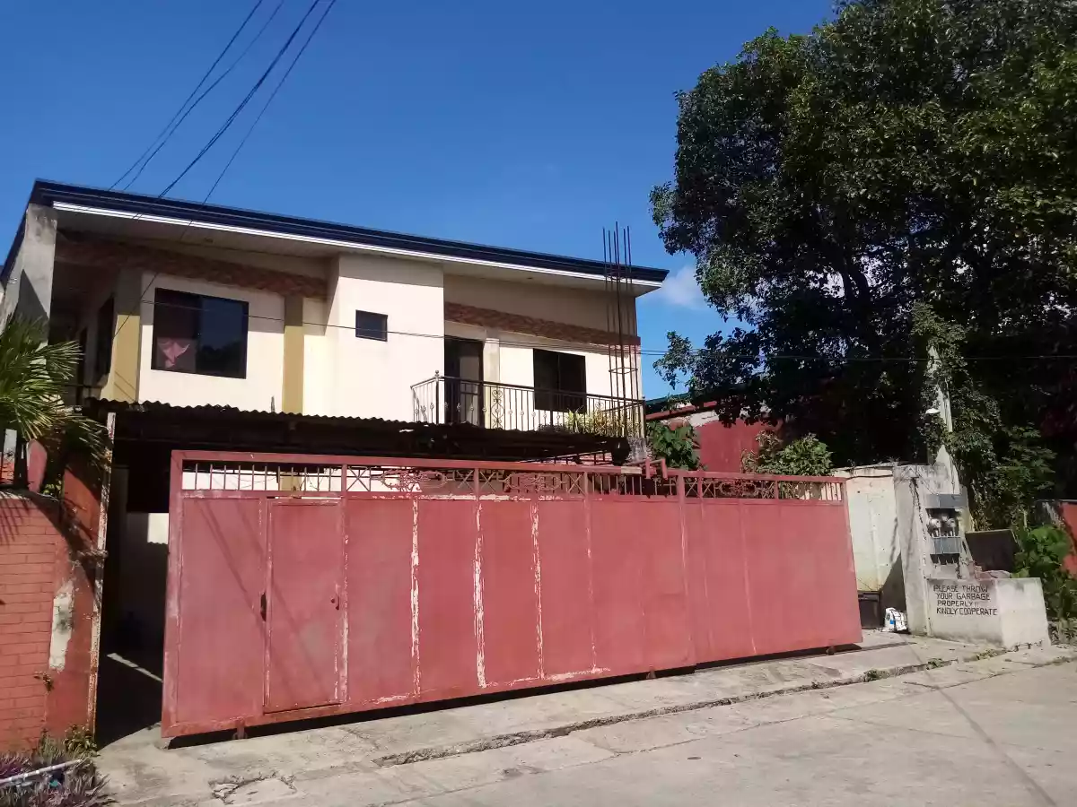 Apartment inside DoÃ±a Rosario Village