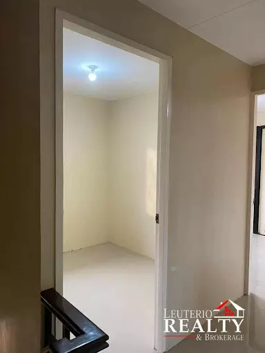 Open photo 16 of 17 — Brandnew Ready For Occupancy House and Lot For sale!

?88sq.m Lot Area
?80sq.m Floor Area

3 Bedrooms, 2Toilet & Bath (with Carport)