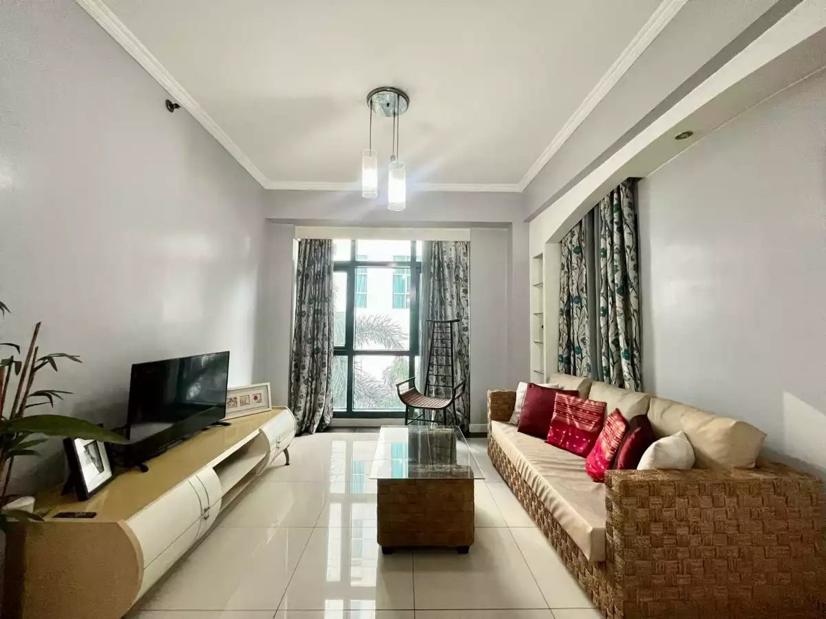 FULLY FURNISHED 3BR UNIT FOR RENT & SALE at PENHURST PARKPLACE BGC - photo 2