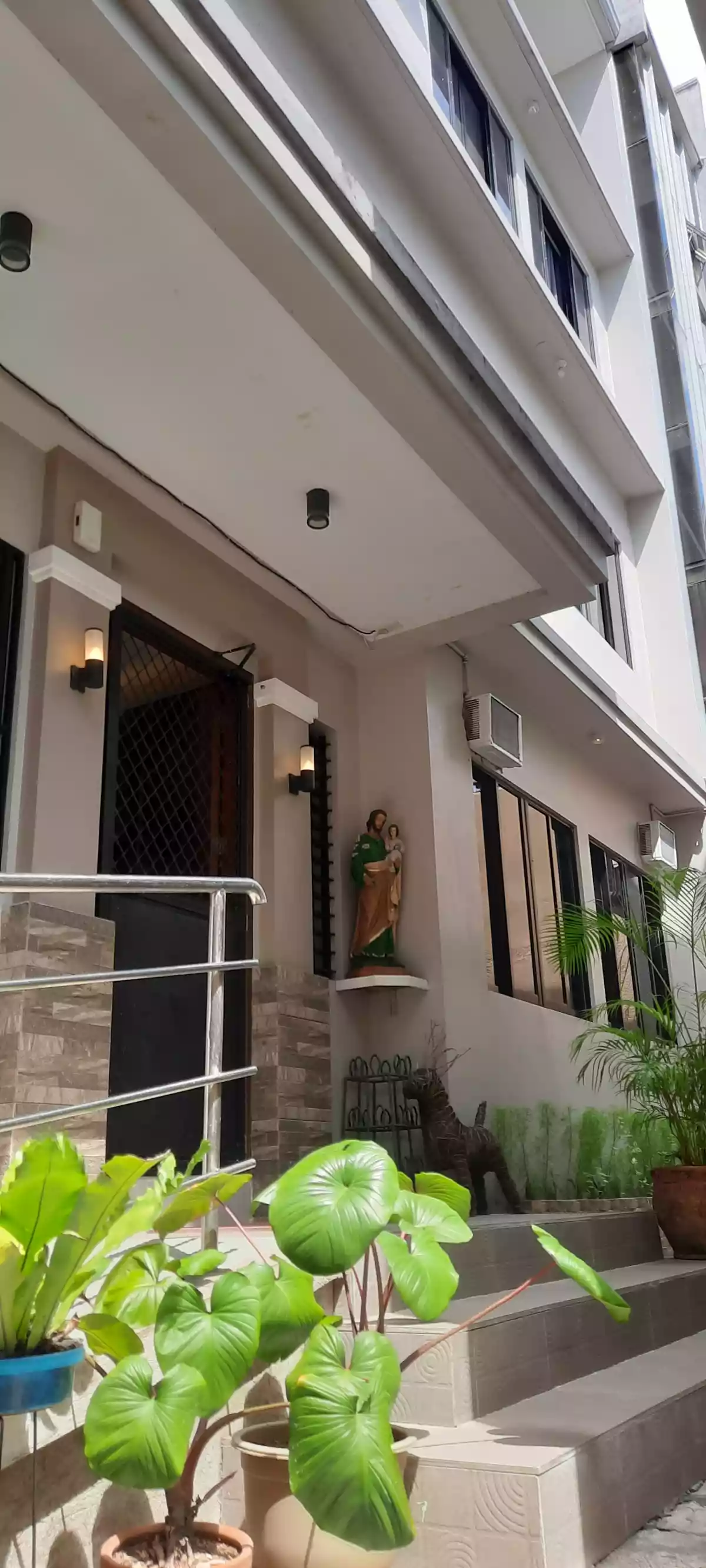BOARDING HOUSE & RESIDENCE FOR SALE! — Boarding House in Cebu City, Cebu, Philippines — Photo 3