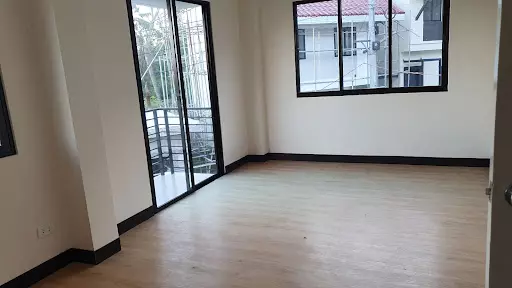Open photo 41 of 121 — 4BR For Assume in Luana Dos