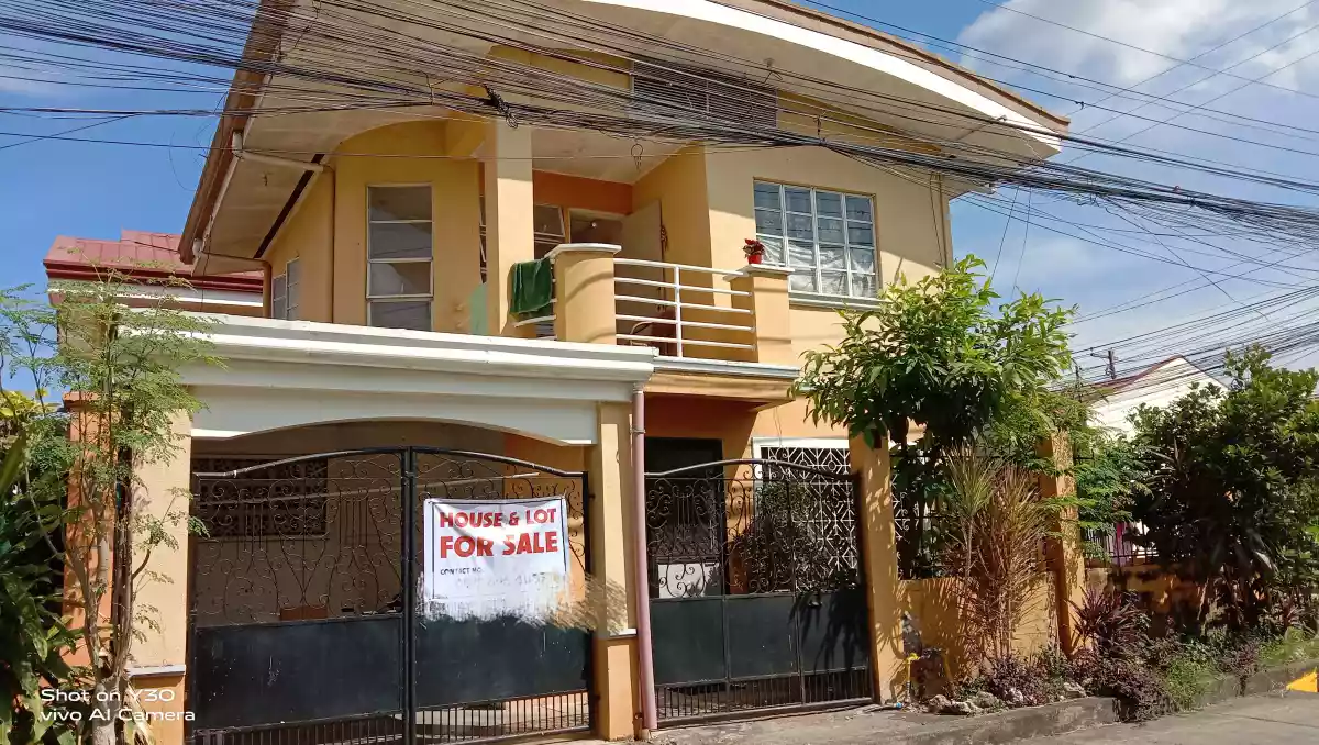 House and Lot for Sale  - photo 4