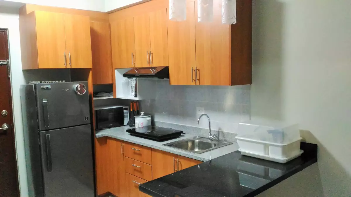 For Lease 1BR fully furnished with balcony near IT Park, Lahug — 1 Bedroom in Salinas Drive Extension, Cebu City, Philippines — Photo 6