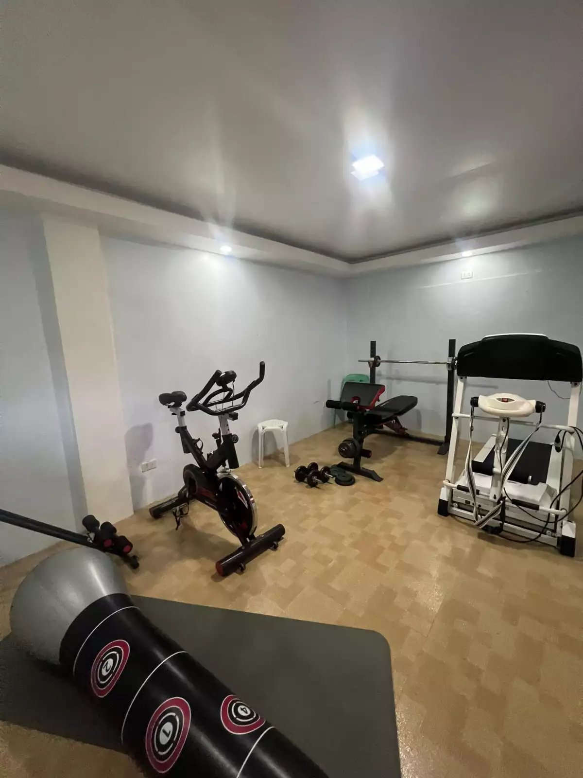 FOR SALE  771 SQM HOUSE AND LOT — House and Lot — Photo 4