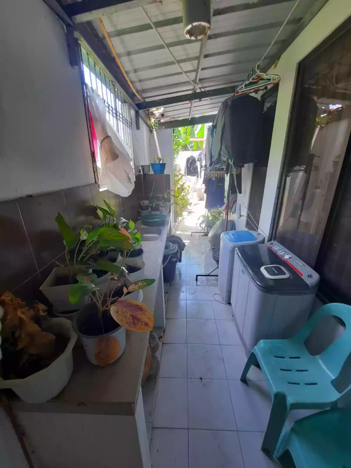 Malued Family Compound House Lot For Sale Dagupan Pangasinan — House and Lot in Dagupan, Pangasinan, Philippines — Photo 6