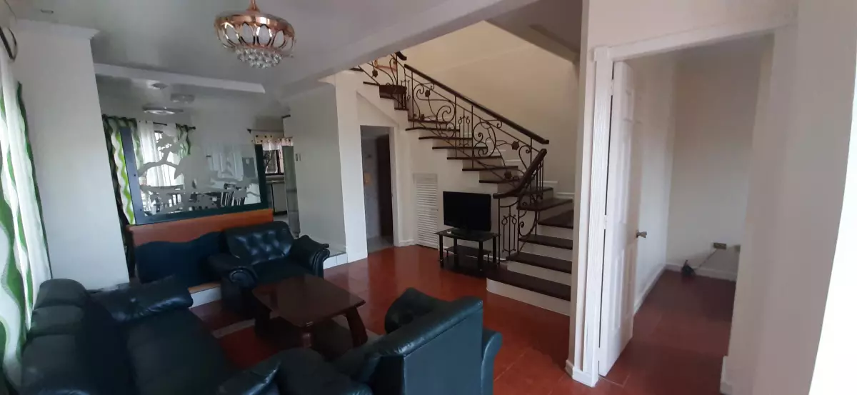 For rent in Sto NiÃ±o Banilad 55k — House and Lot in Cebu City, Cebu, Philippines — Photo 4