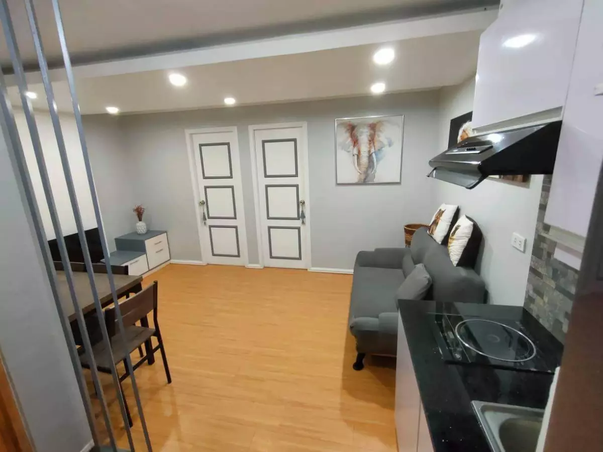 2BEDROOMS FOR RENT!