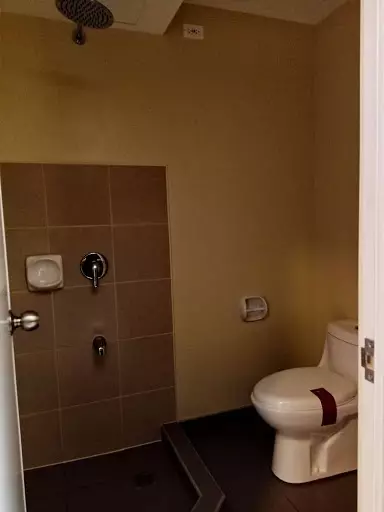 Unfurnished Studio