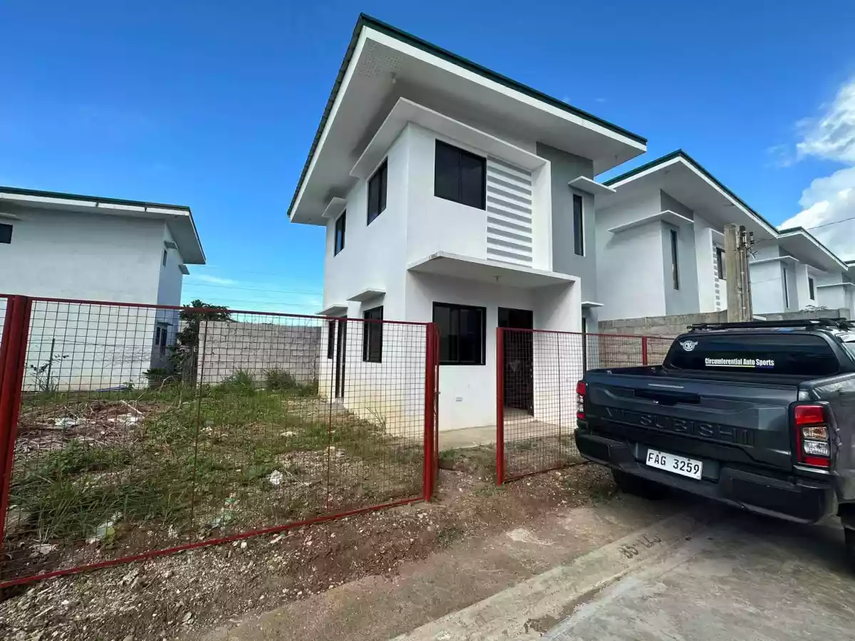 East VIllas House for Rent/Assume