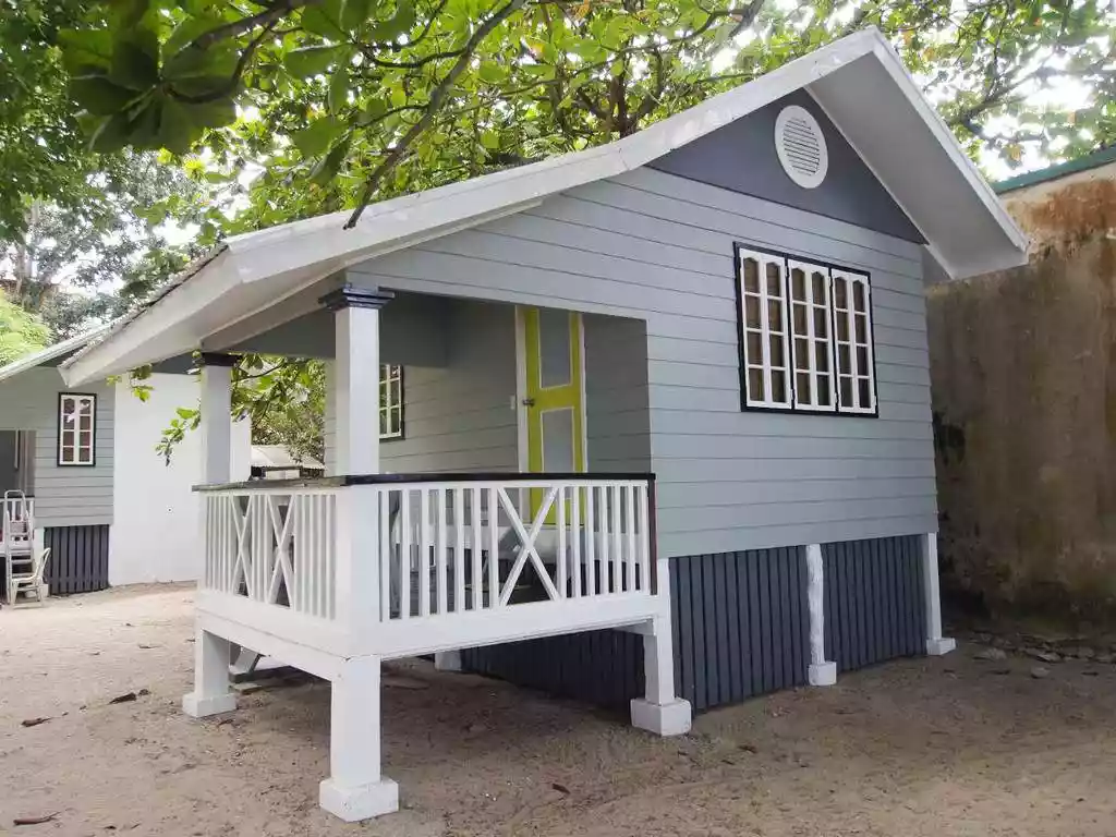 Open photo 13 of 15 — 16-ROOM VILLAS WITH BEACHFRONT FOR SALE IN THE HEART OF ELNIDO, PALAWAN