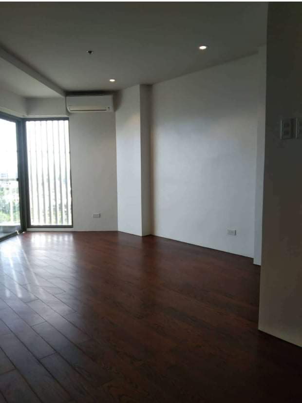 Tambuli 2 Bedrooms for Sale - 9th Floor - photo 7