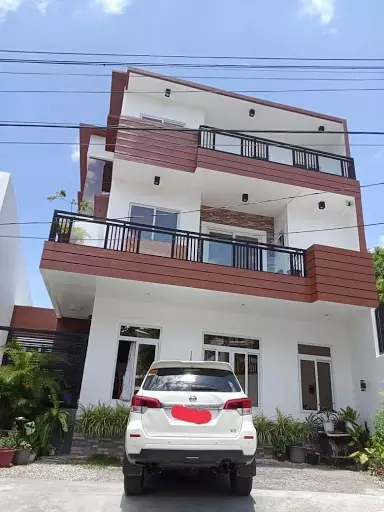 Single detached 3 storey house — House and Lot in Cebu City, Cebu, Philippines — Photo 2