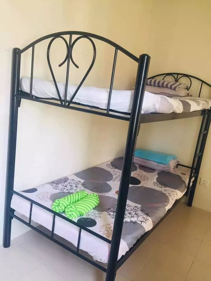 Fully Furnished townhouse for RENT at Bayswater Lapu-lapu! — House and Lot in Ibabao - Gisi - Agus Road, Lapu-Lapu City, Cebu — Photo 6