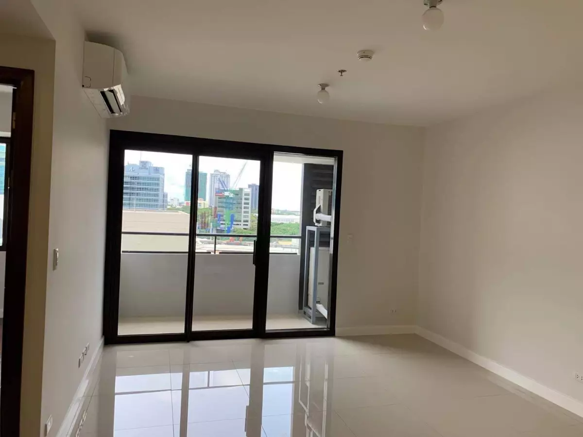 1 BR Unit For Sale at The Alcoves — 1 Bedroom — Photo 3