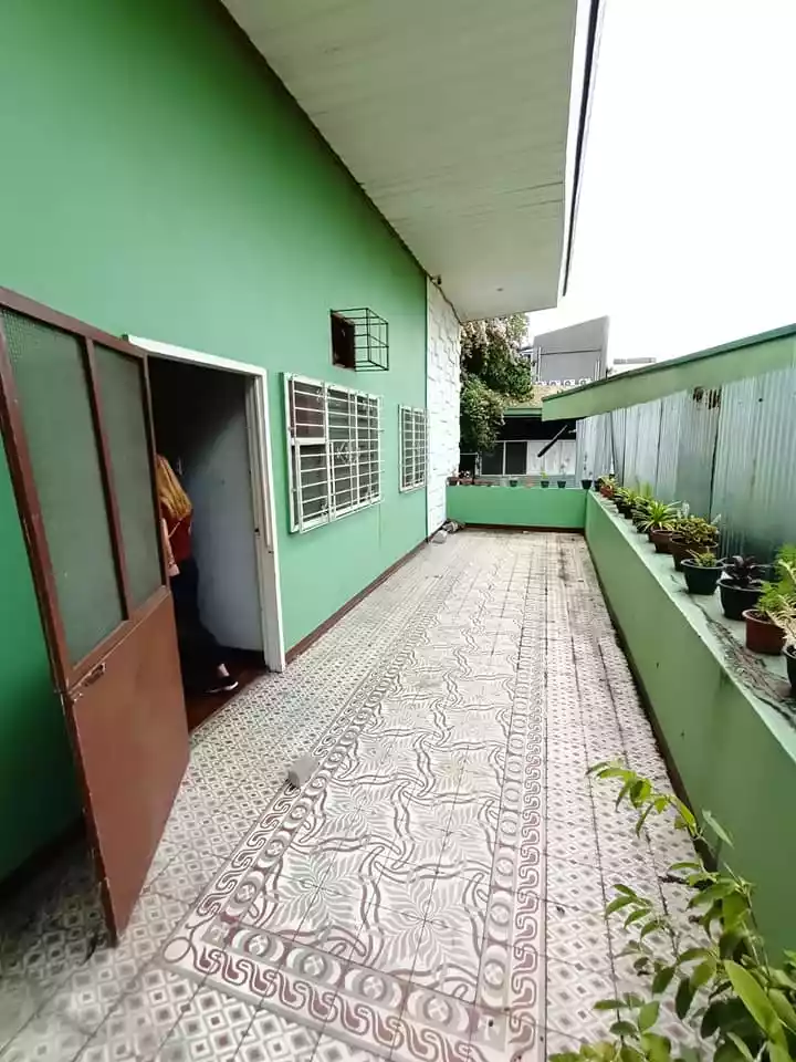 FOR SALE 962 SQM LOT WITH BOARDING HOUSE NEAR DAVAO DOCTORS HOSPITAL - photo 2
