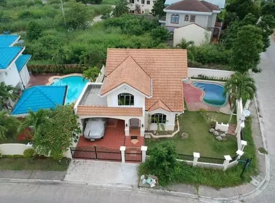 Corona Del Mar Talisay House and Lot for Sale with Swimming Pool!!! — House and Lot in Pooc, Talisay, Cebu — Photo 4