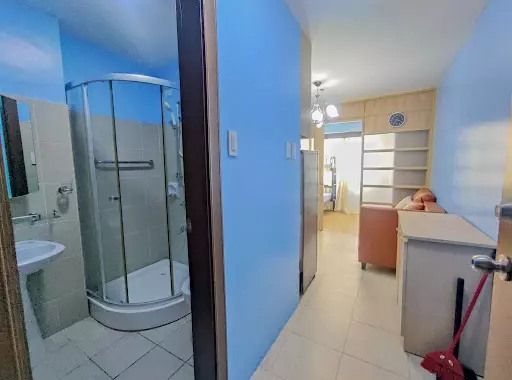 1BR UNIT W/ MINIMALIST INTERIOR FOR RENT at Ridgewood Towers — 1 Bedroom in Carlos P. Garcia Avenue, Taguig, Metro Manila — Photo 6