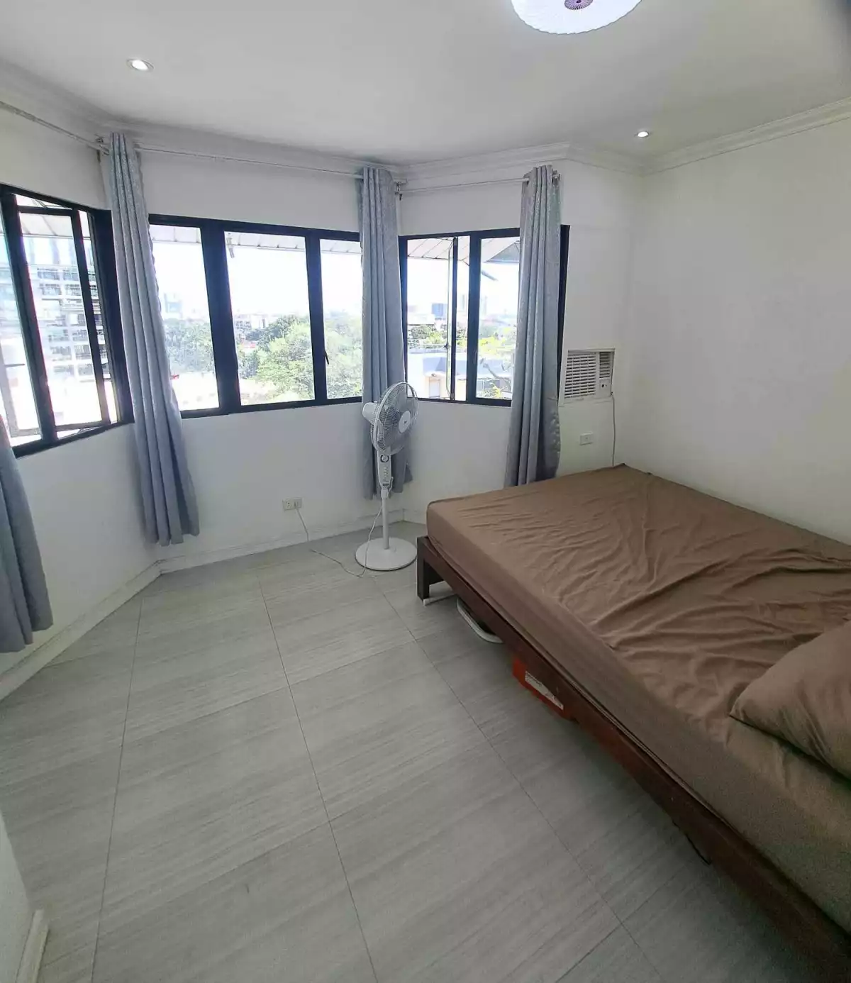 CONDO FOR SALE AT INDIANA CONDOTEL JAKOSALEM STREET RAMOS CEBU CITY! — 1 Bedroom in Cebu City, Cebu, Philippines — Photo 2
