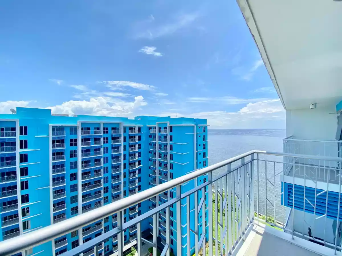 2BR PENTHOUSE UNIT FOR SALE AT BAYSHORE RESIDENTIAL RESORT — 2 Bedrooms in Baclaran, Parañaque, Metro Manila — Photo 7