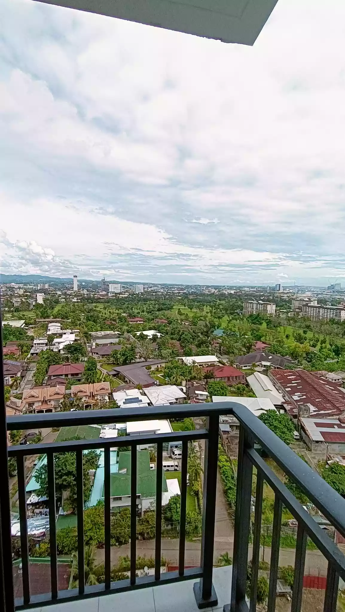 Open photo 16 of 16 — Fully-furnished Studio Unit with Balcony