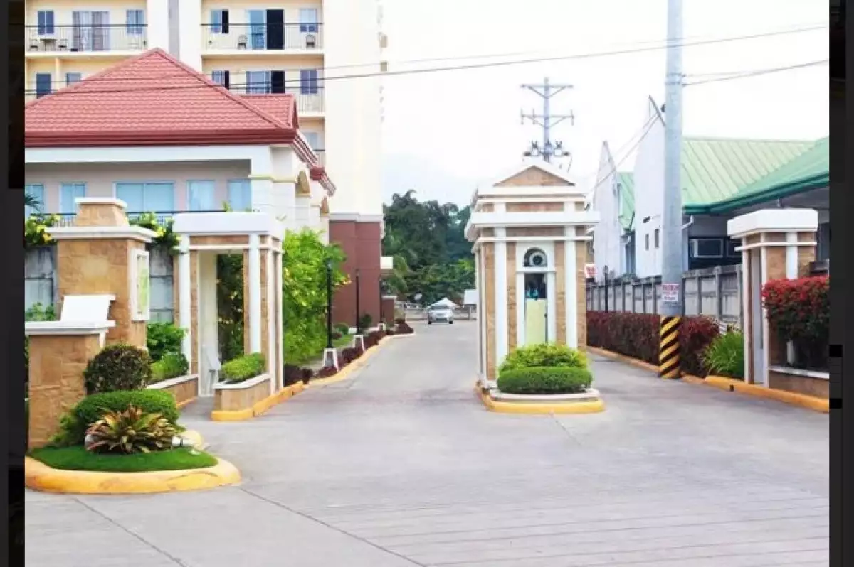 Woodcrest residence — Townhouse in Gervacio Quijada Street, Cebu City, Cebu — Photo 4