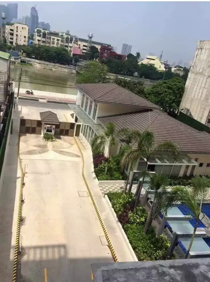 2 Bedroom Ready For Occupancy- Treetop Villas Mandaluyong - photo 5