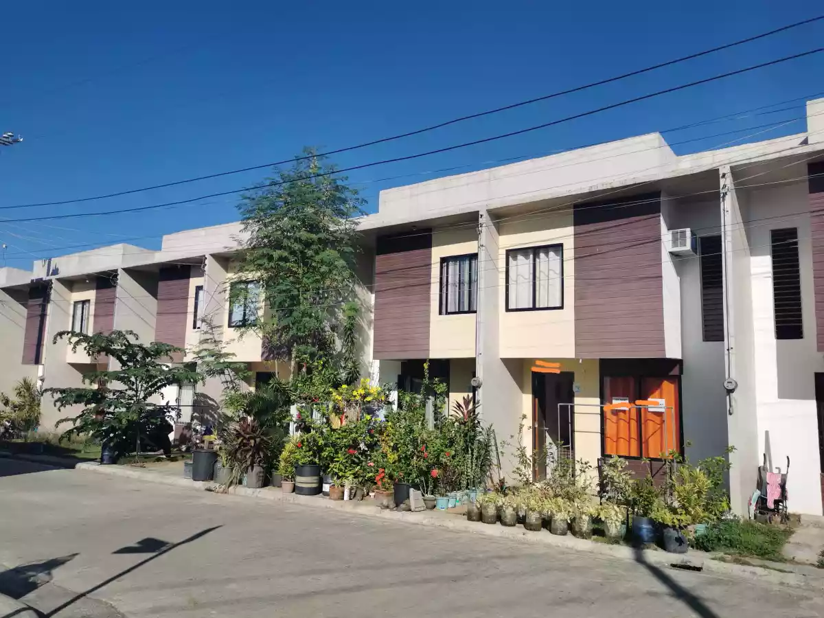 SUNBERRY HOMES 2-Storey Townhouse - photo 3