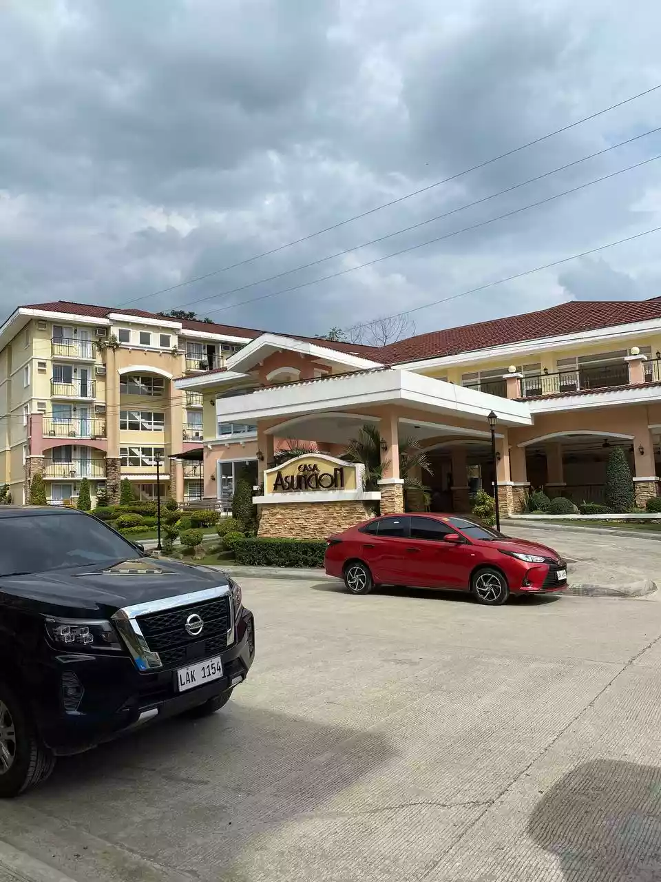 Open photo 13 of 14 — FULLY FURNISHED 1 BEDROOM UNIT