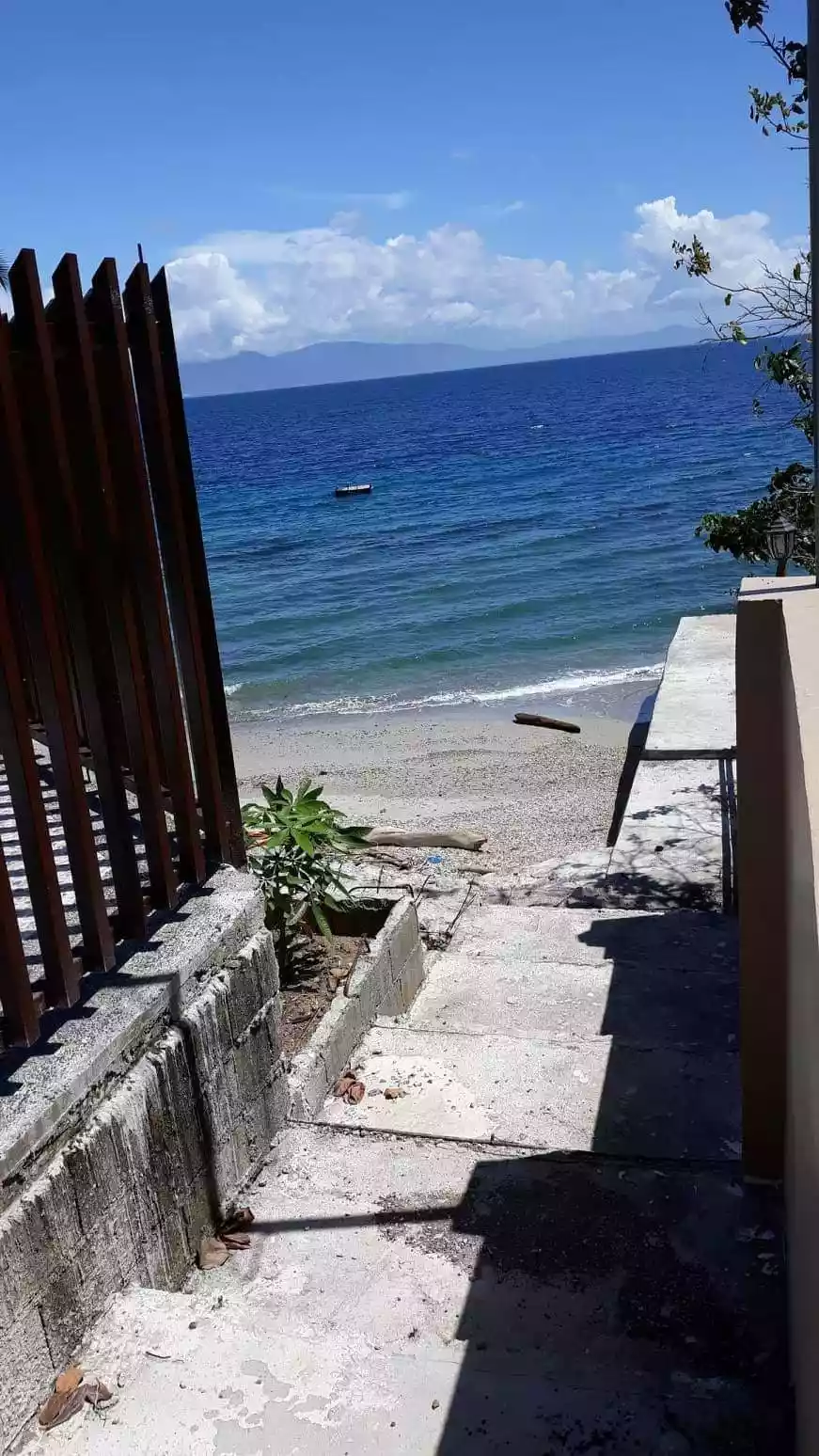 BEACH RESORT w/ 2 STOREY HOUSE & LOT — Beach House / Resort in Island Garden City of Samal, Davao del Norte, Philippines — Photo 3