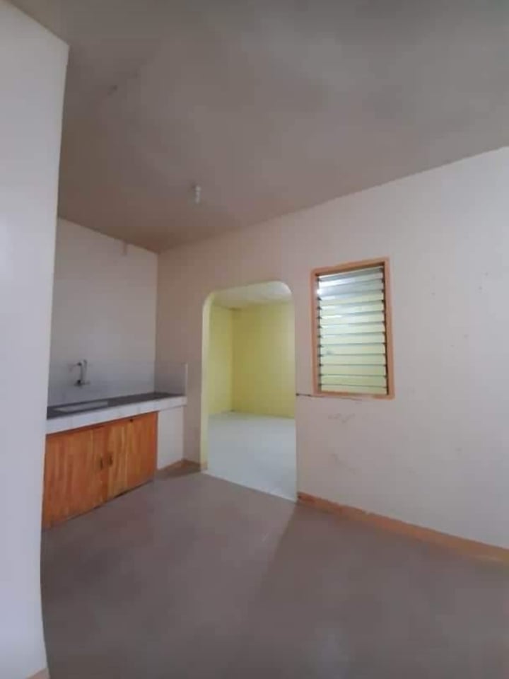 122 sqm House and Lot for Sale at Malesido Phase 3 - photo 4