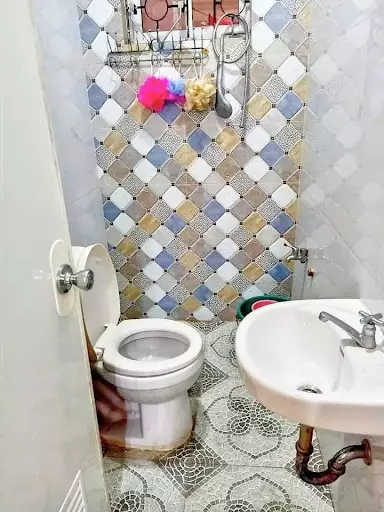 Commercial area House and Lot in Dumlog Talisay  For Sale — House and Lot in Jose Rizal Street, Talisay, Cebu — Photo 2