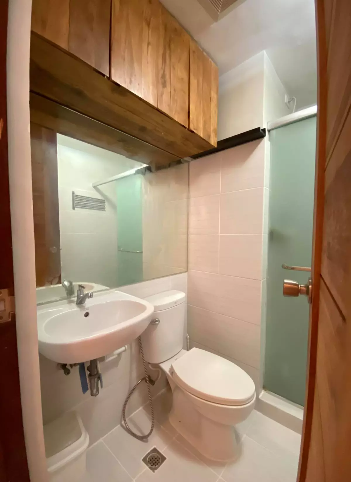 Open photo 14 of 14 — Studio unit for rent, near JY Lahug and IT Park