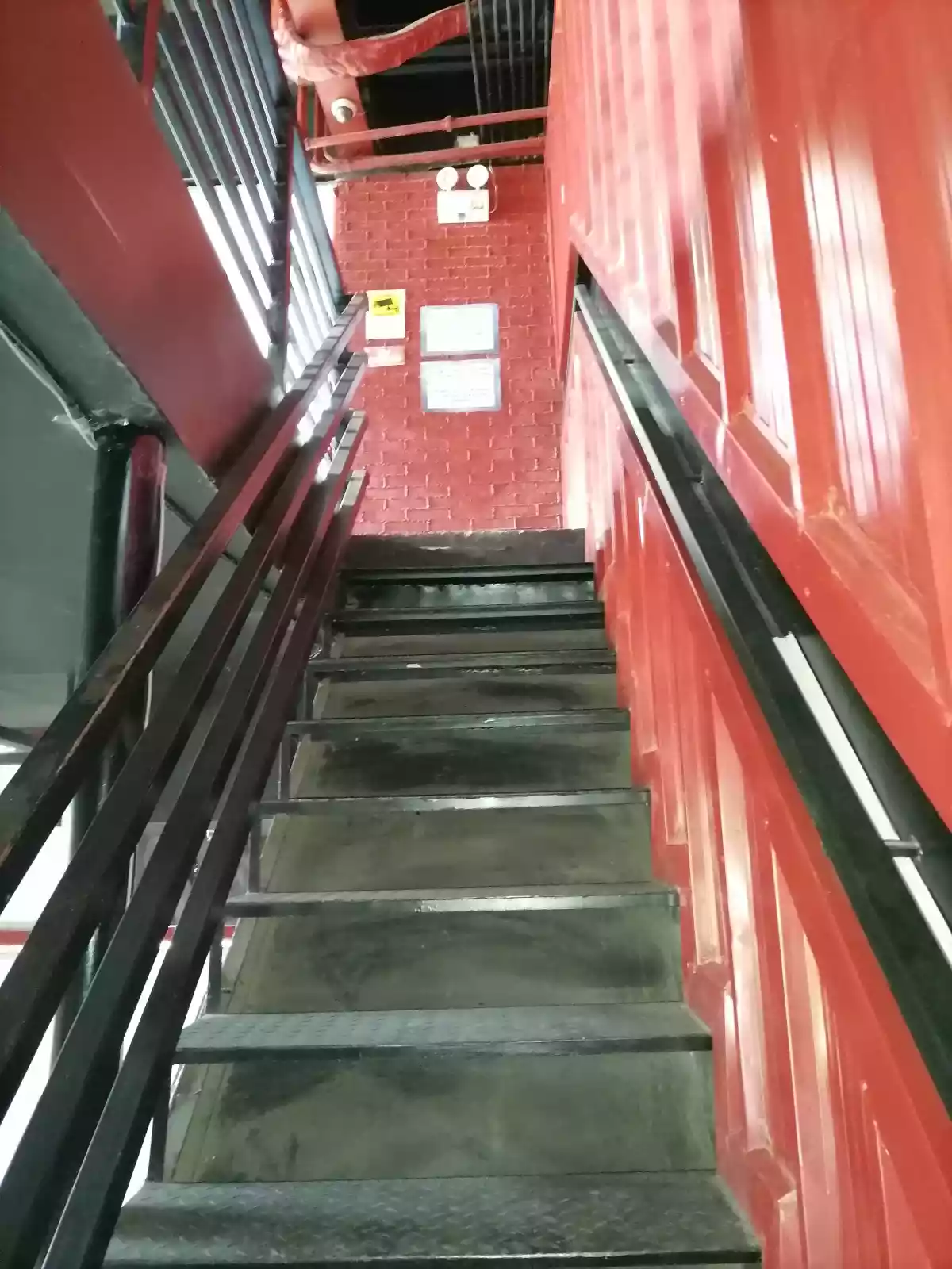 Commercial Space FOR RENT - photo 6