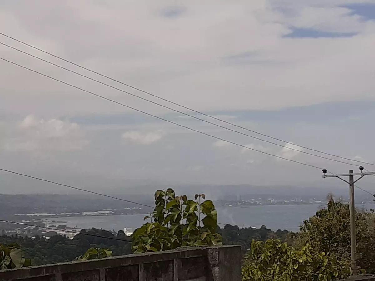 Residential lot / Teakwood Subdivision 2 lot ( adjacent lot ) - photo 2