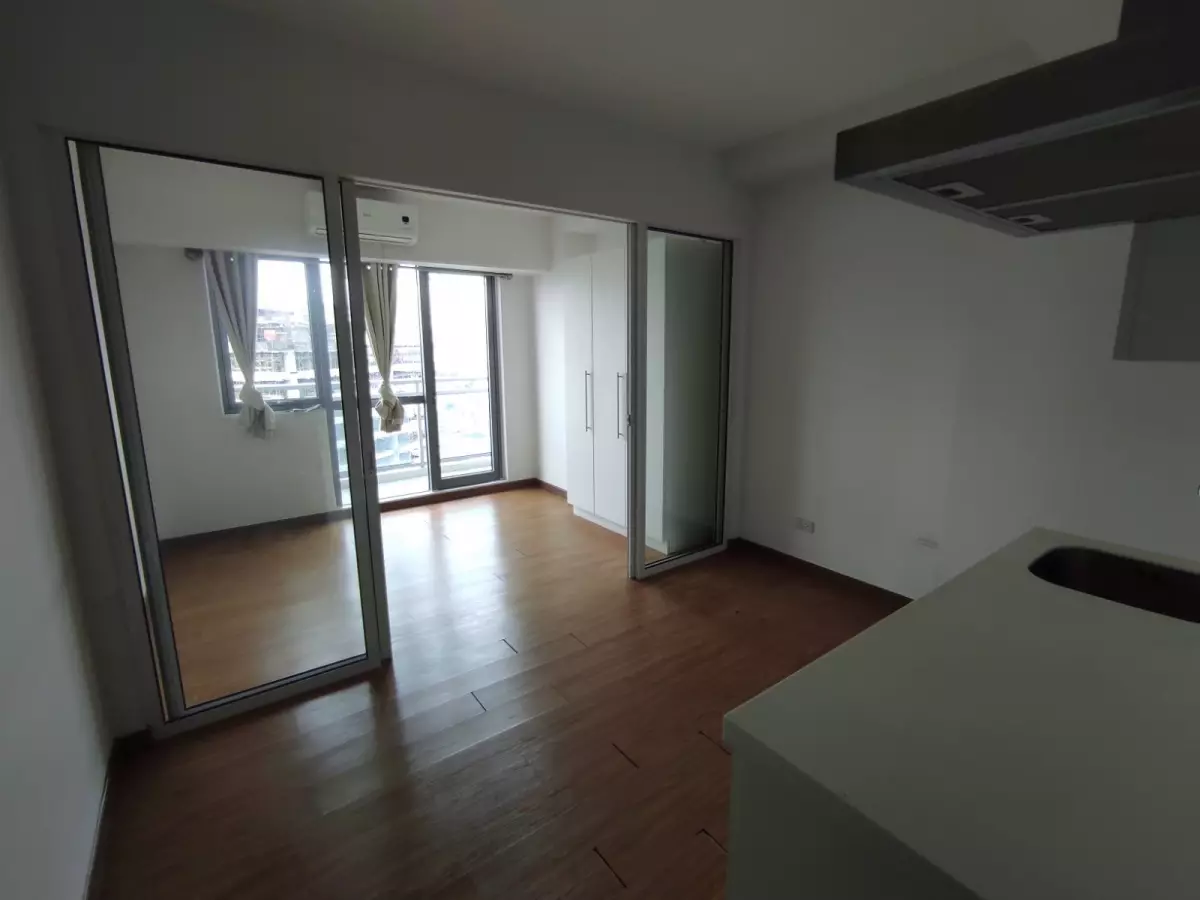 BARE 1Bedroom Unit at Aqua private Residences
