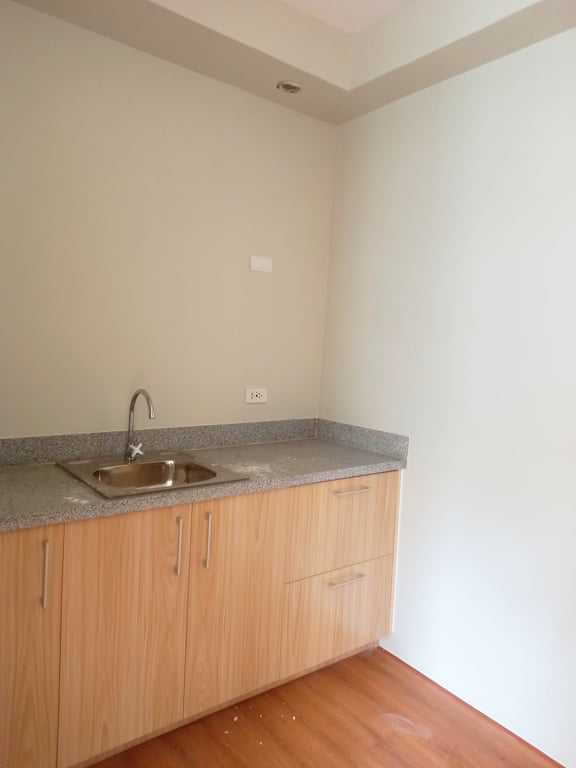 RFO: Studio Unit with Parking 800,000.00 — Studio in Salinas Drive Extension, Cebu City, Philippines — Photo 4