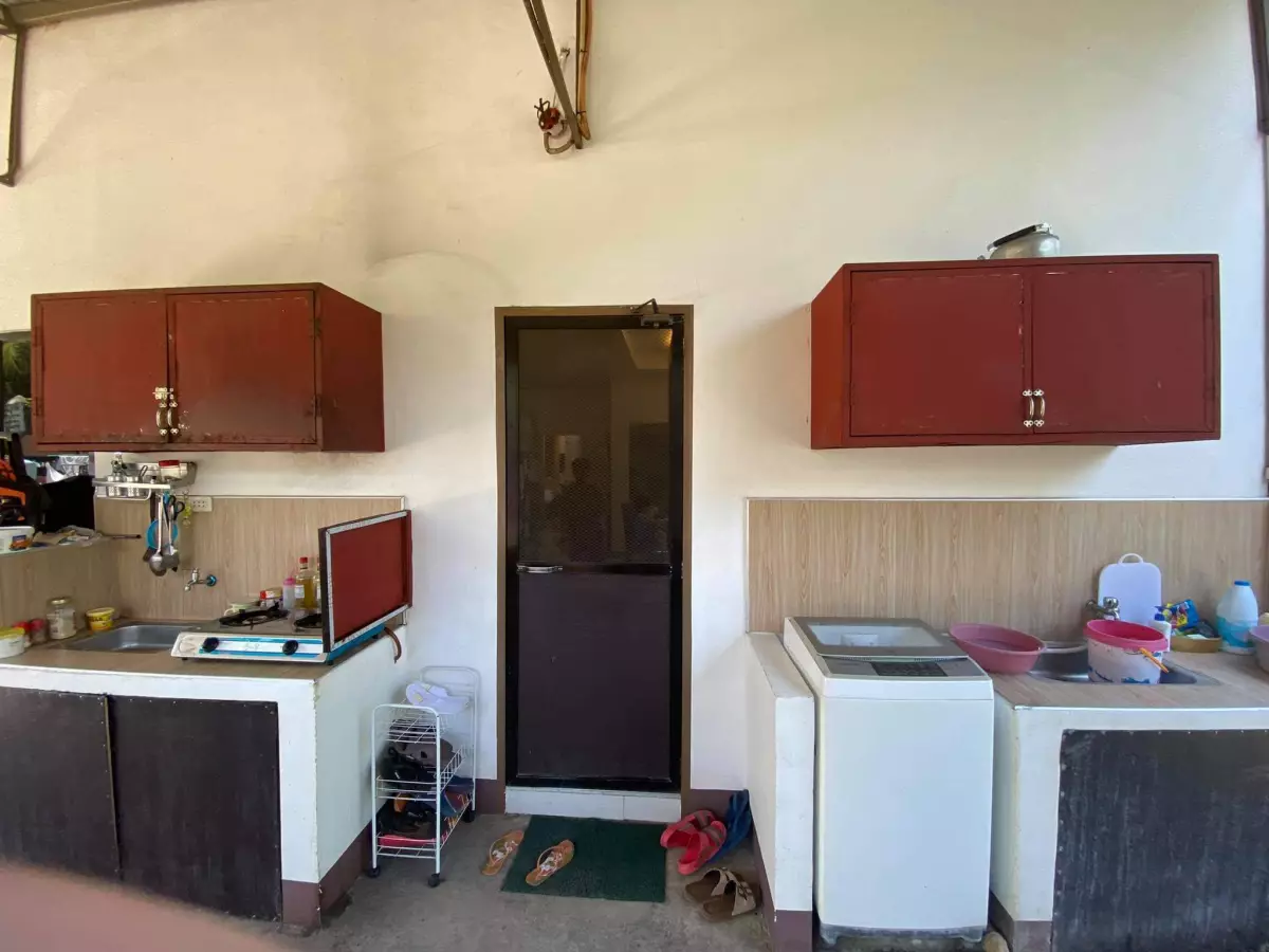 Fully Furnished House and Lot  - photo 2