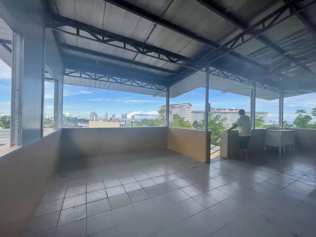 Open photo 15 of 17 — House and Lot