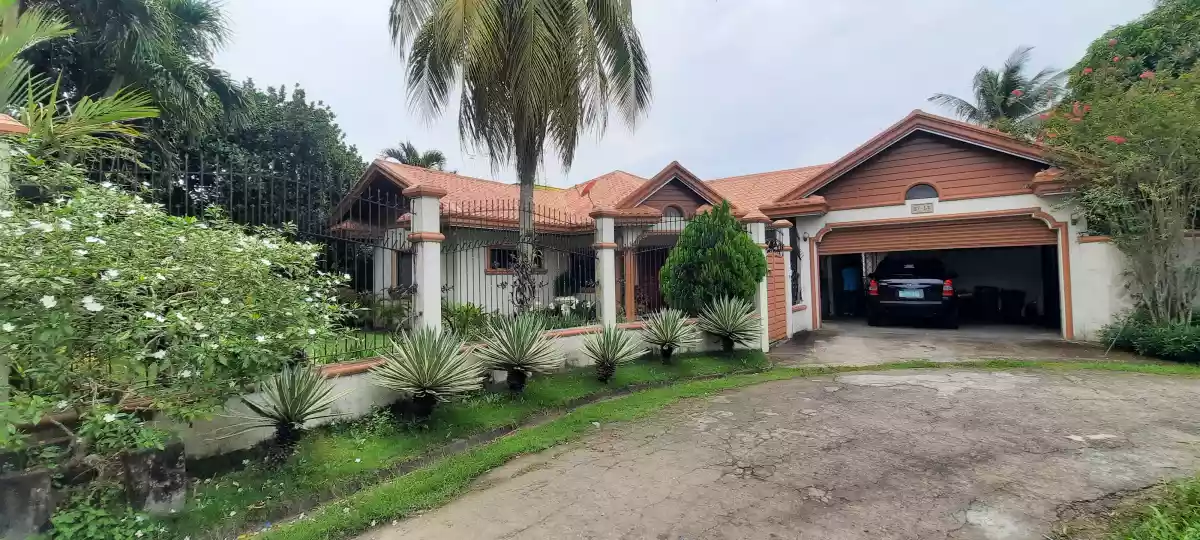 H &L Carmela Valley , Talisay