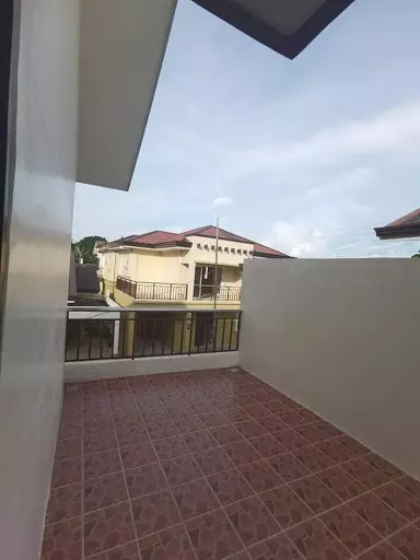 Open photo 12 of 13 — Bayswater talisay duplex type  for rent