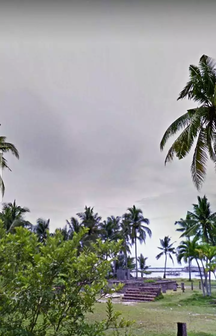white sand beachlot