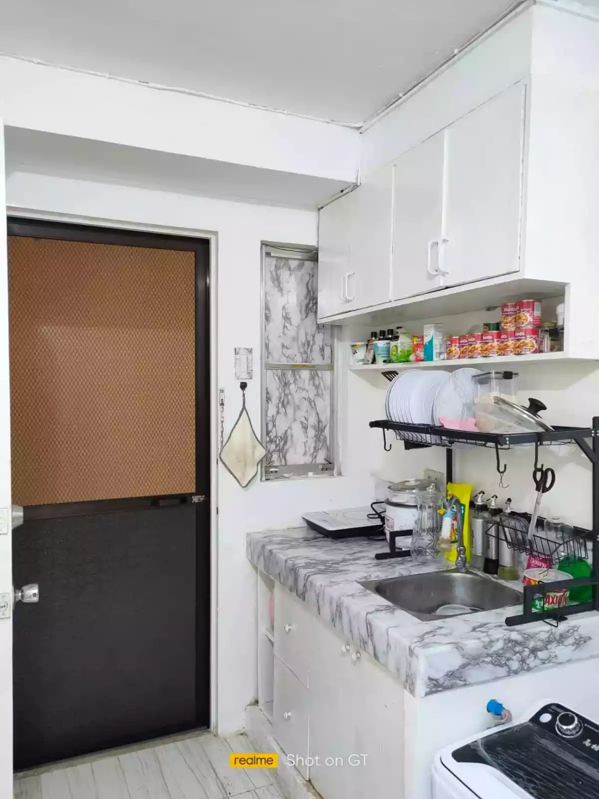 2 Bedroom Condo Unit — 2 Bedrooms in Mount Manunggal Street, Mandaue City, Central Visayas — Photo 3
