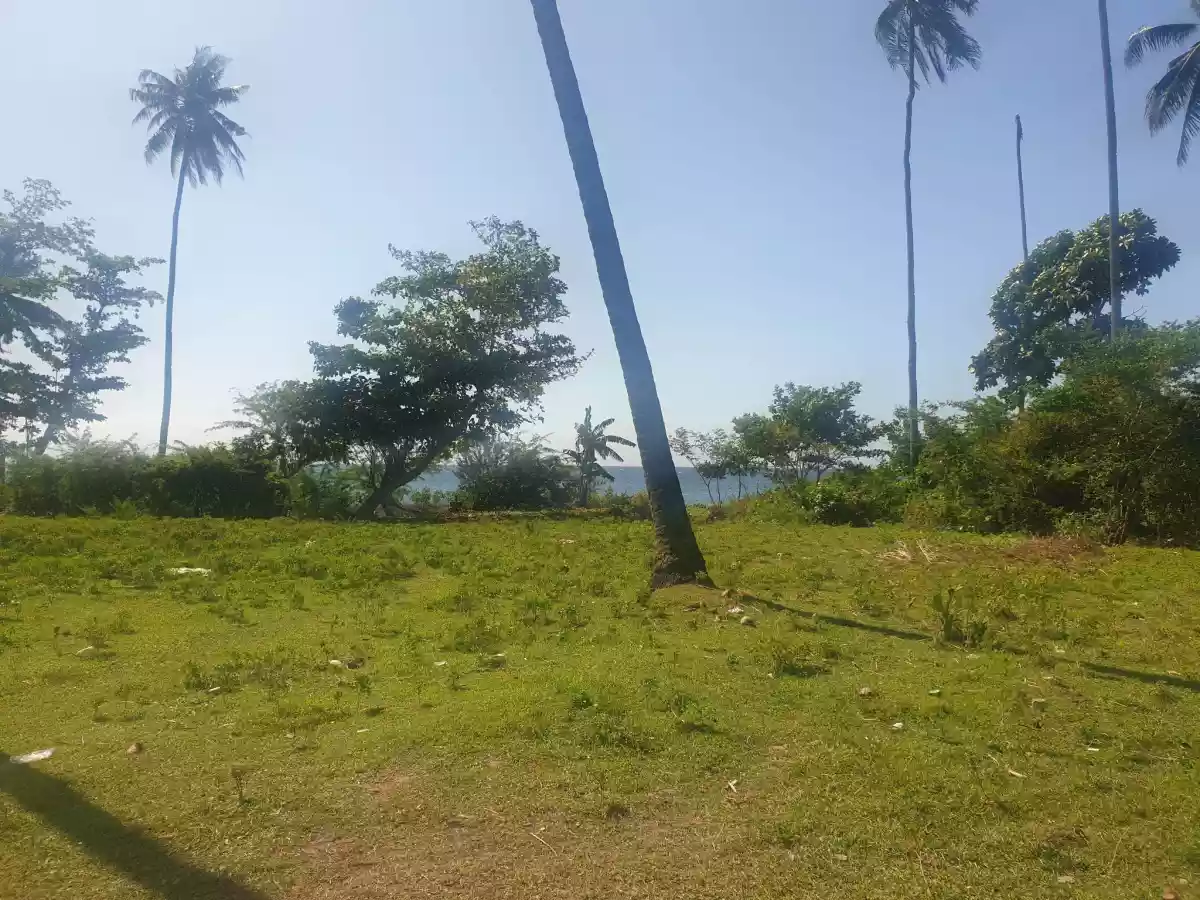 BEACH LOT FOR SALE
