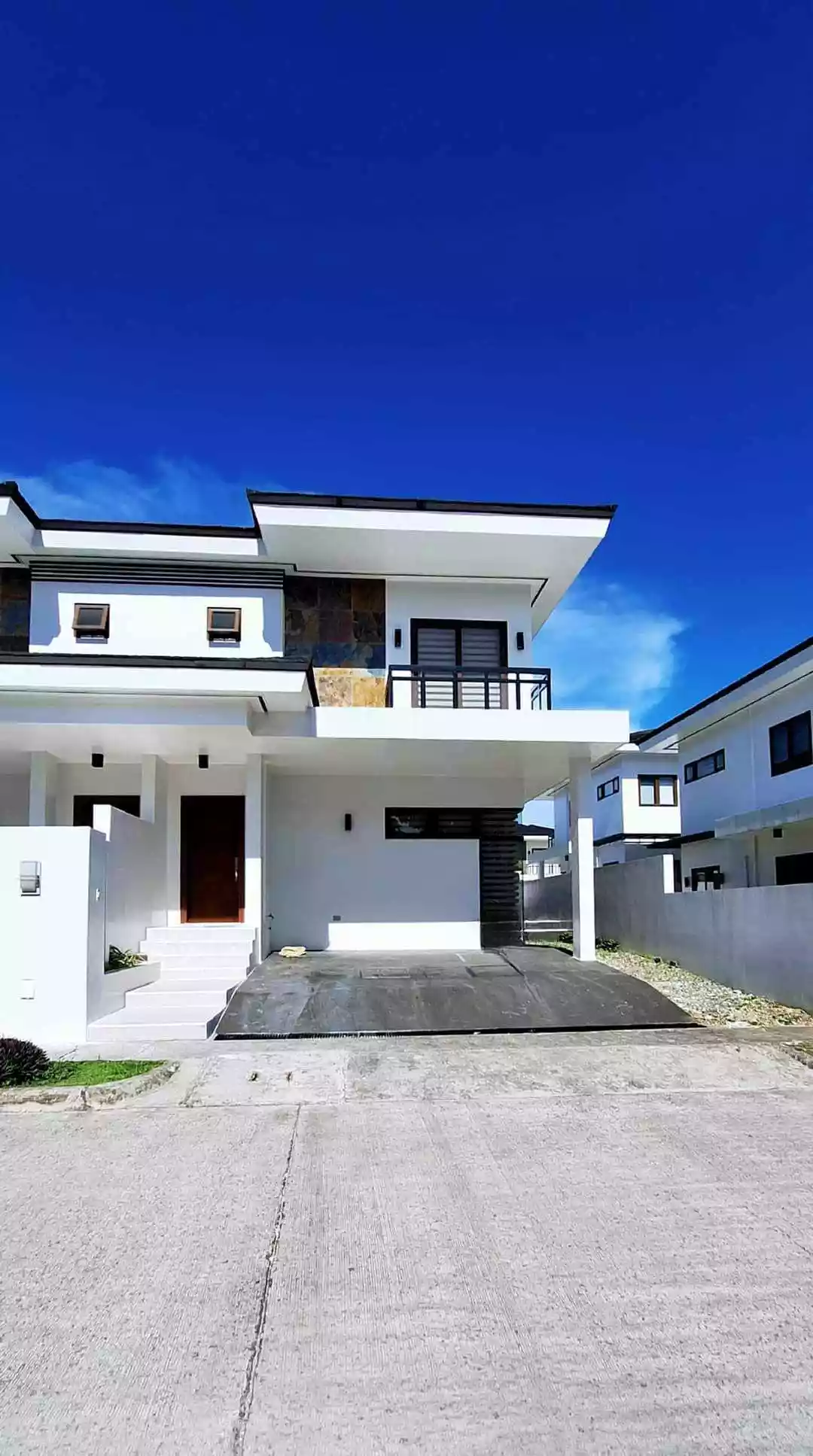 TWO-STOREY HOUSE FOR RENT - photo 4
