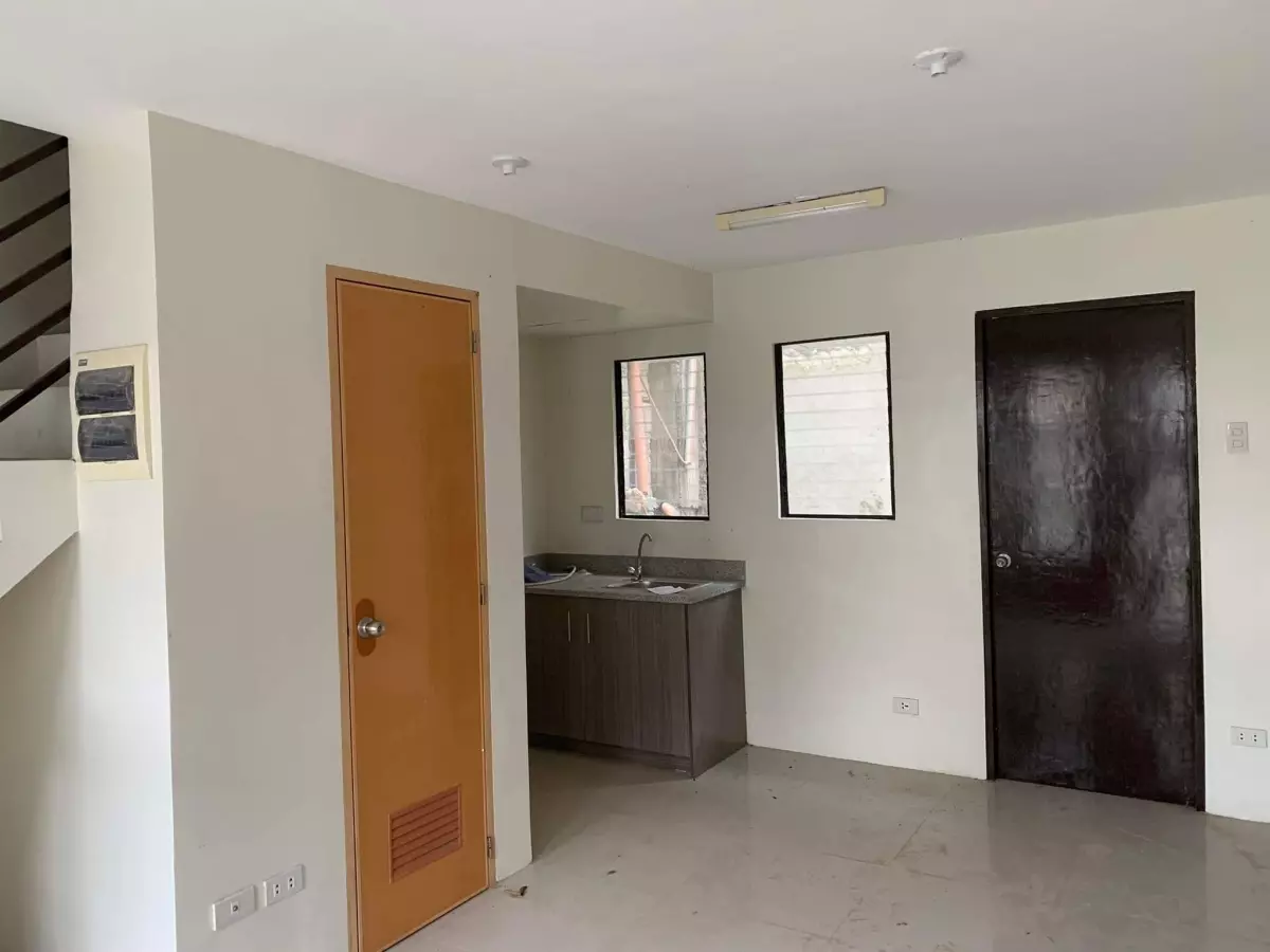 Casa Mira Linao unit B townhouse for sale — House and Lot in Talisay, Cebu, Philippines — Photo 3